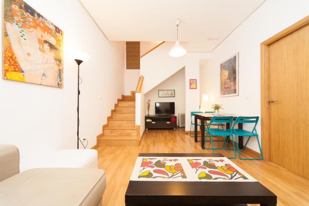 La Casa Del Conde De Gelves Apartments Севилья Номер фото