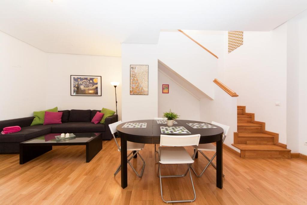 La Casa Del Conde De Gelves Apartments Севилья Номер фото